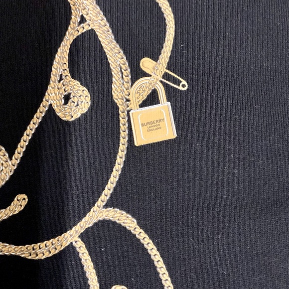 Burberry black sweater with teddy bear and logo on the front. SZ- 2 Y 🍄🌺HP🌺🍄 - Picture 8 of 12